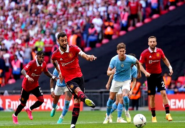 阿根廷横扫曼联，哈兰德统治全场