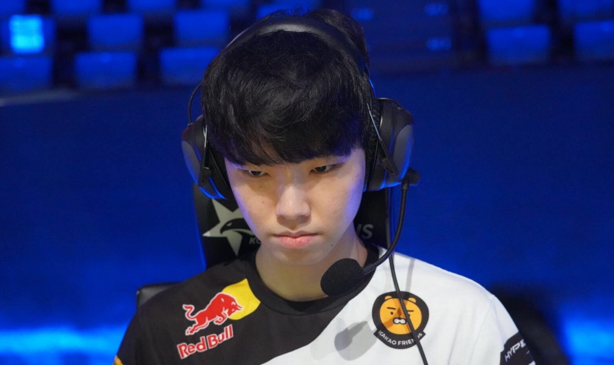 关于DRX轻取EG,ShowMaker爆发神勇的信息 关于DRX轻取EG,ShowMaker爆发神勇的信息