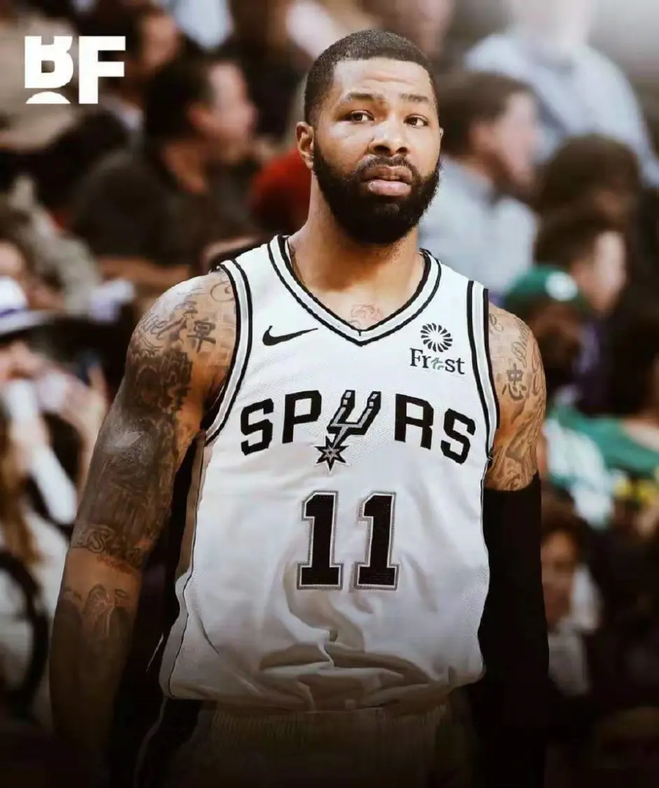 菲律宾男篮完胜马刺,莫里斯送出助攻 菲律宾男篮完胜马刺,莫里斯送出助攻