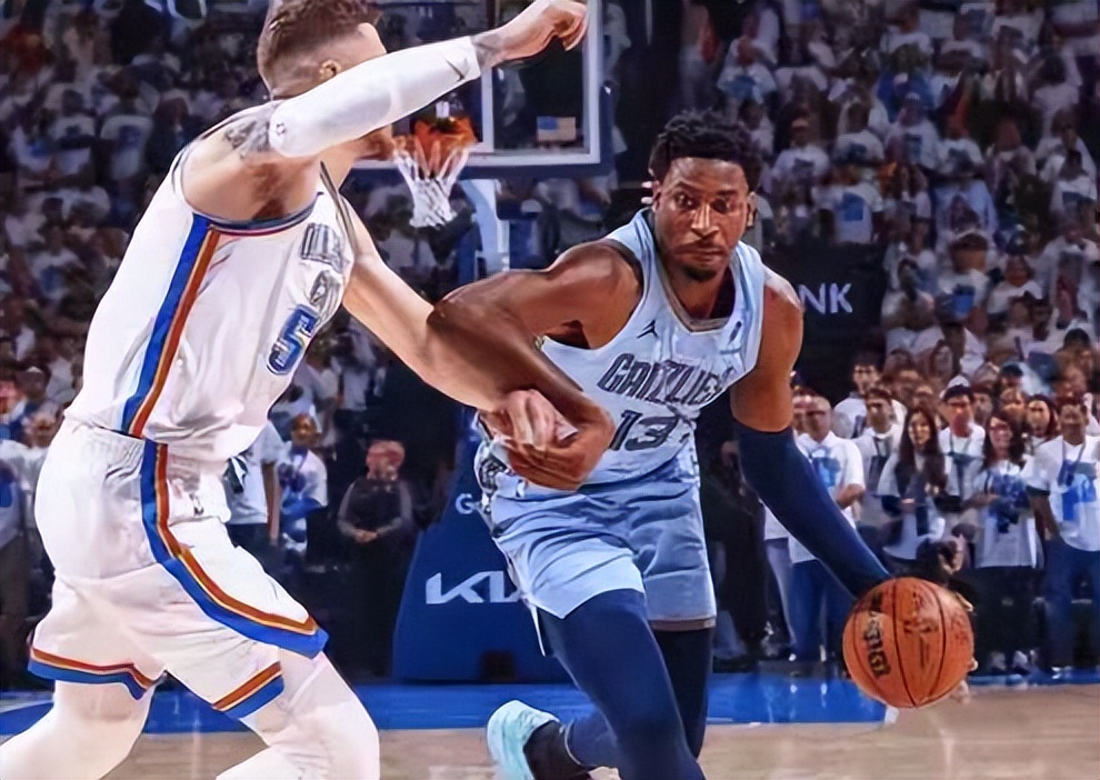 关于灰熊血洗意大利男篮，莫兰特爆发神勇的信息