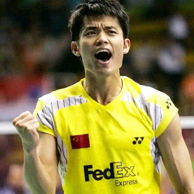 马来西亚羽毛球队血洗日本羽毛球队，林丹完成帽子戏法