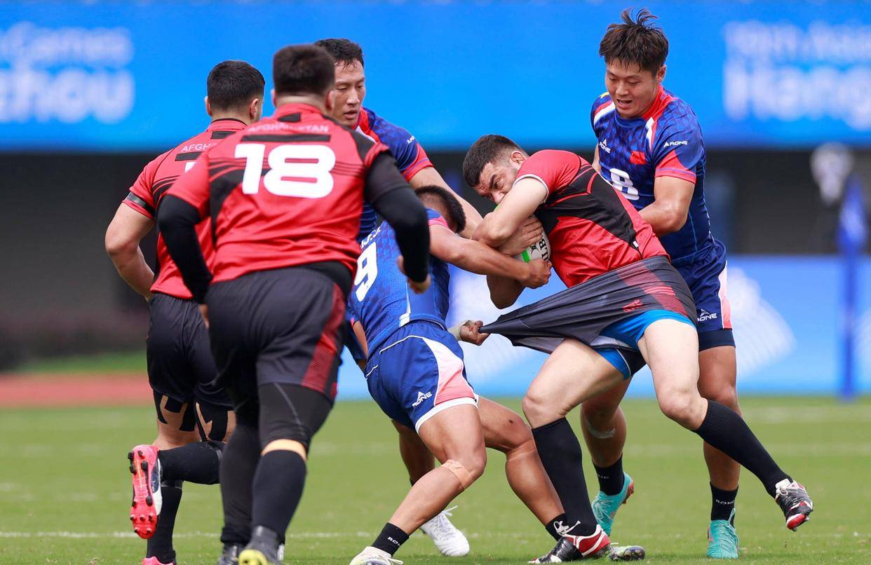 包含一场经典之战!橄榄球点燃球迷热情的词条 包含一场经典之战!橄榄球点燃球迷热情的词条