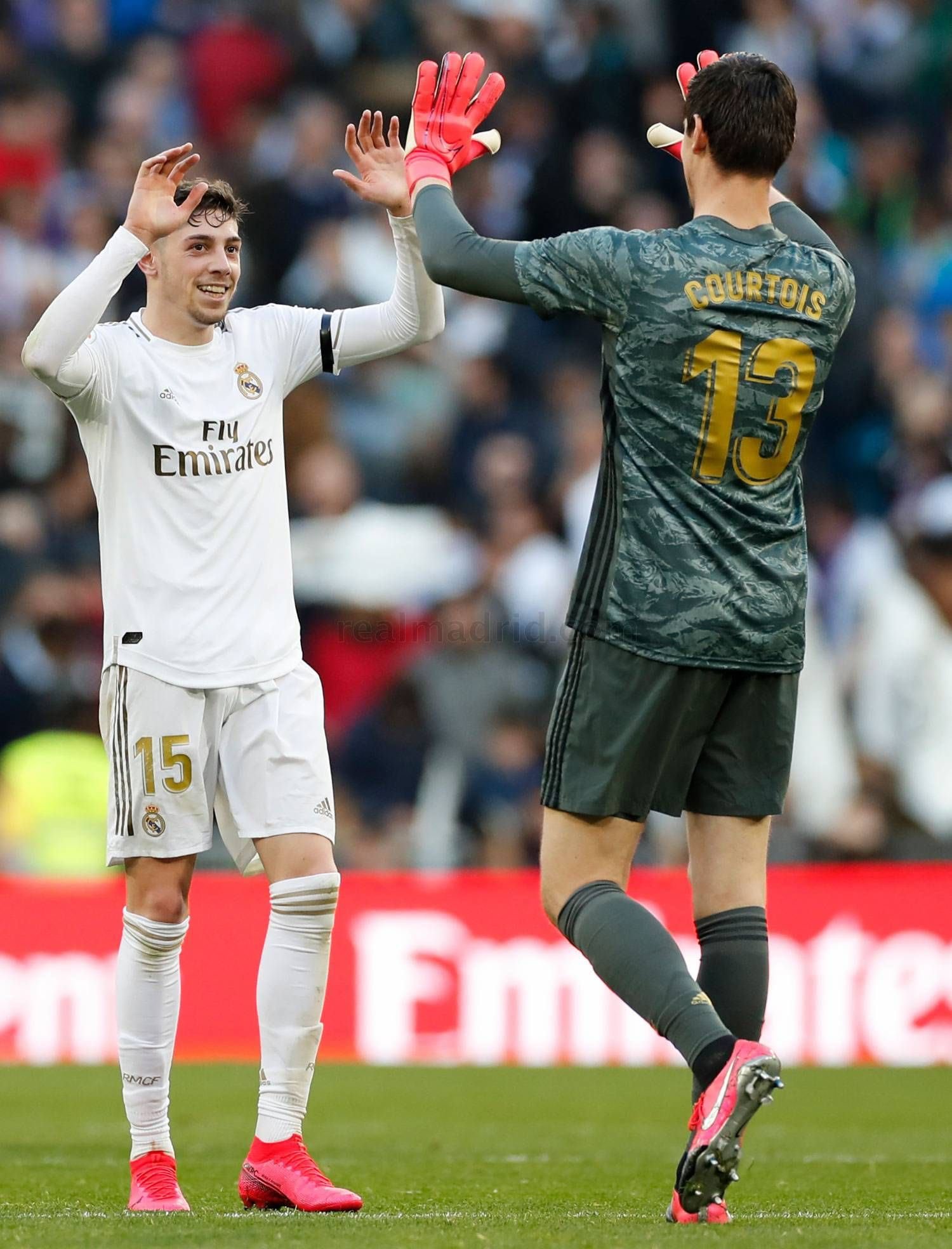 克罗地亚完胜法国，库尔图瓦刷新纪录