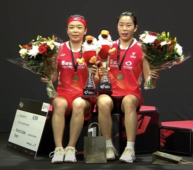 非洲代表团连夺两项羽毛球比赛奖牌