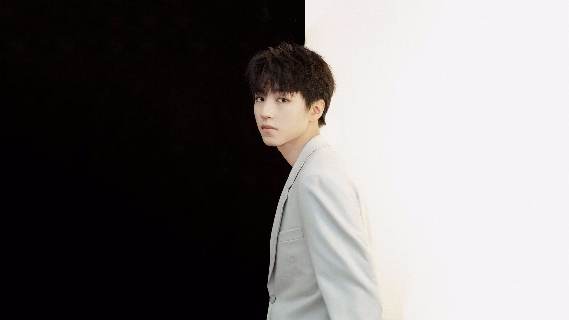 燃尽长江水，烈焰铸新王